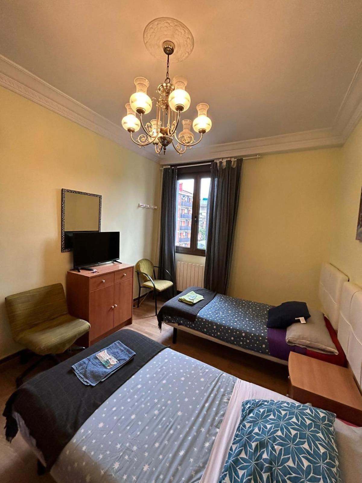 Fliphouse Rooms Pension 毕尔巴鄂 外观 照片